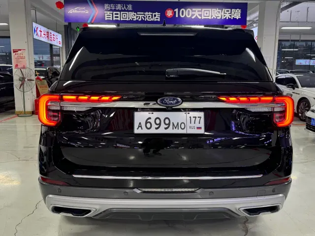 Ford Explorer — Фото автомобиля 6