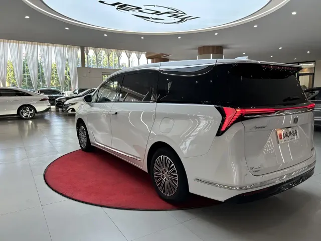 Buick Buick GL8 New Energy 2024 Landglory Premium Edition 7-Seater — Фото автомобиля 7