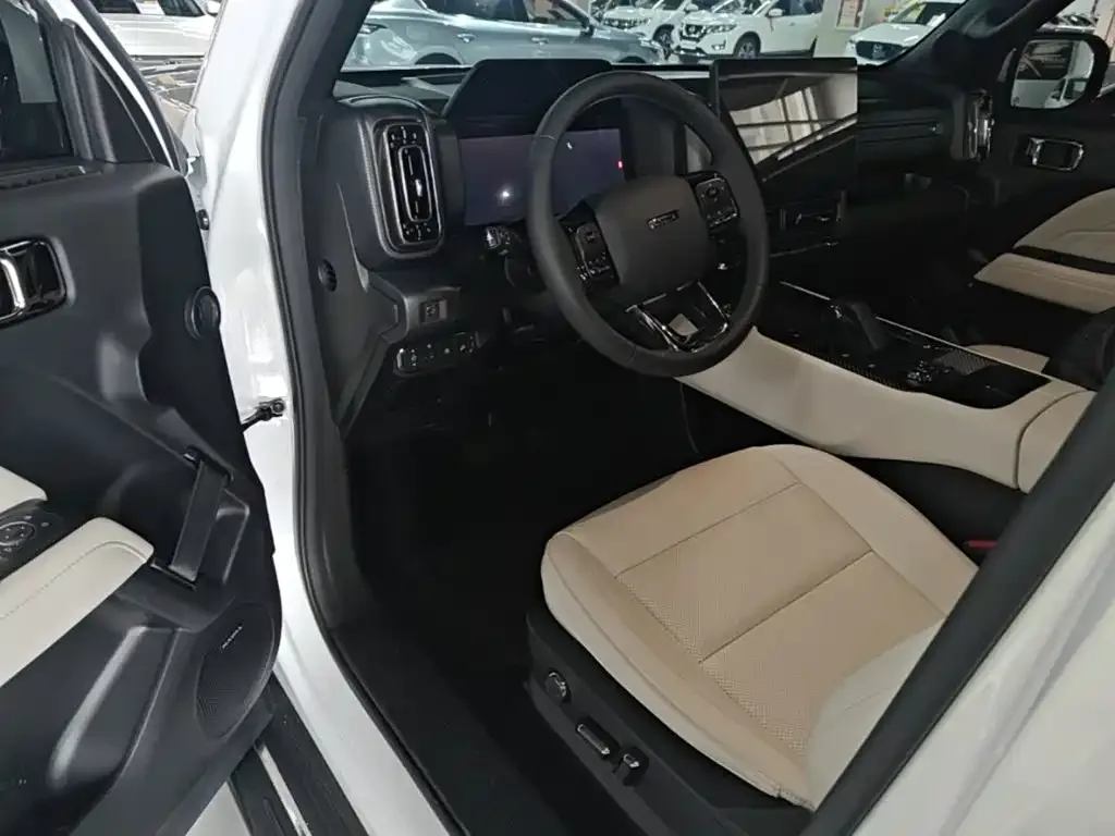 Haval Haval Meng Long NEV 2024 Hi4 102 Pro — Фото автомобиля 14