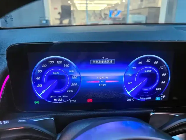 Mercedes-Benz EQB — Фото автомобиля 8