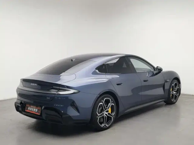 Xiaomi SU7 — Фото автомобиля 2