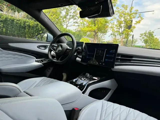 BYD Seal — Фото автомобиля 13