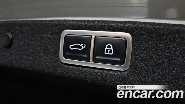 Hyundai Grandeur GN7 — Фото автомобиля 20