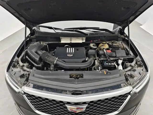 Cadillac XT6 — Фото автомобиля 13