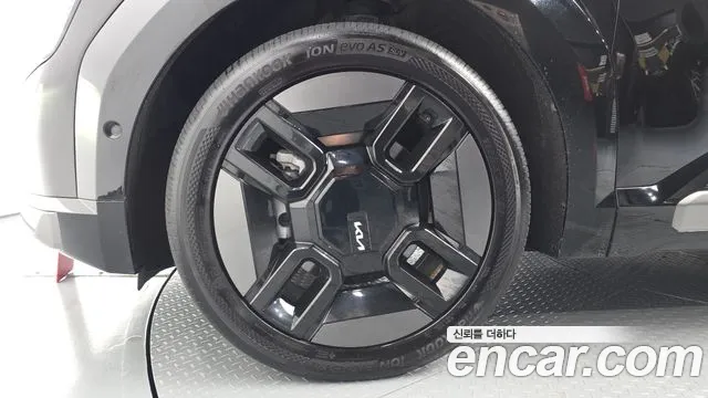 Kia EV9 — Фото автомобиля 21