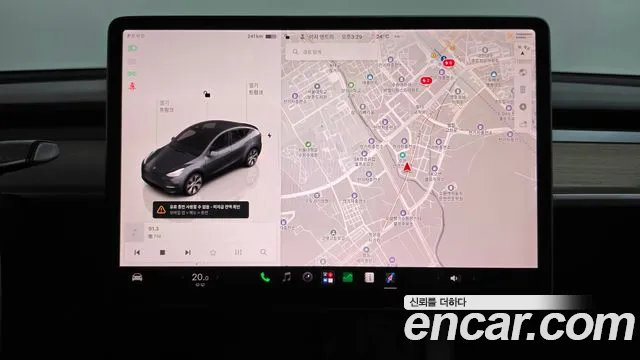Tesla Model Y — Фото автомобиля 14