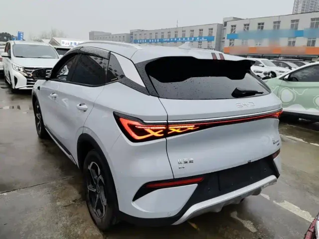BYD Yuan PLUS — Фото автомобиля 4