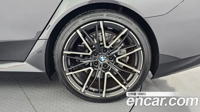BMW M5 — Фото автомобиля 16