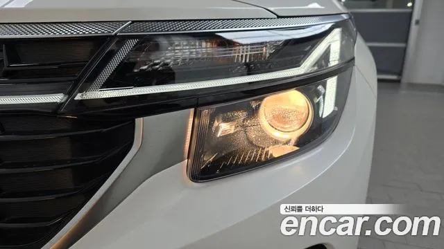 Kia Seltos Новый Seltos Бензин 2.0 2WD — Фото автомобиля 22