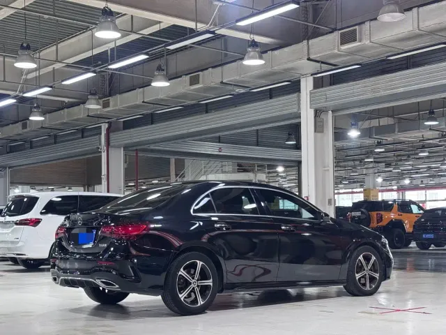 Mercedes-Benz A-Class — Фото автомобиля 5