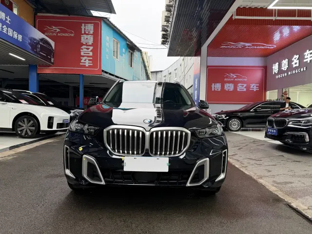 BMW X5 — Фото автомобиля 2