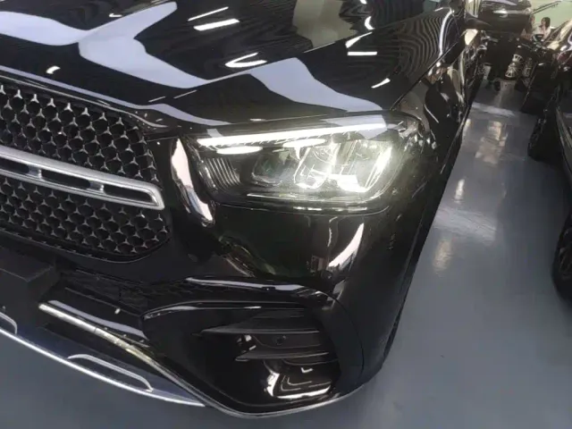 Mercedes-Benz GLE-Class — Фото автомобиля 23