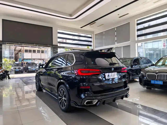 BMW X5 — Фото автомобиля 15