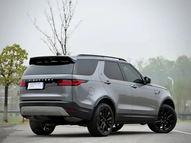 Land Rover Discovery — Фото автомобиля 5