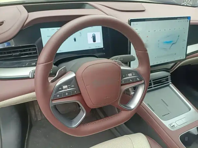 BYD Seal 07 DM-i — Фото автомобиля 10