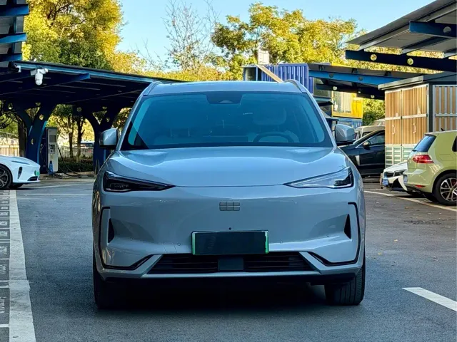 Geely Galaxy E5 — Фото автомобиля 2