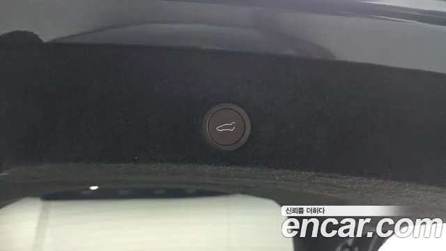 Tesla Model Y Модель Y — Фото автомобиля 26
