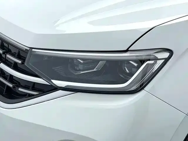 Volkswagen Tayron GTE Plug-in Hybrid — Фото автомобиля 18