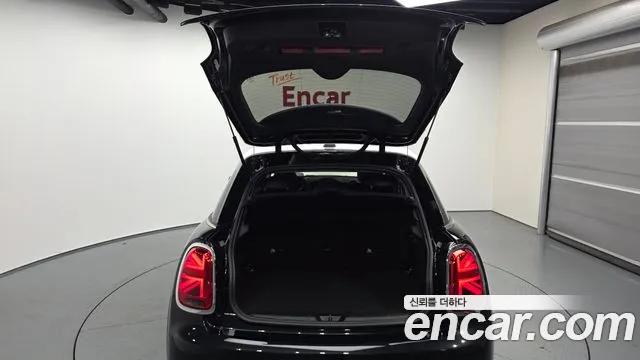 MINI Cooper — Фото автомобиля 21