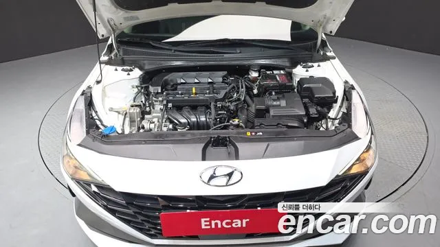 Hyundai Avante CN7 — Фото автомобиля 9