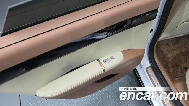 Hyundai Grandeur GN7 — Фото автомобиля 14