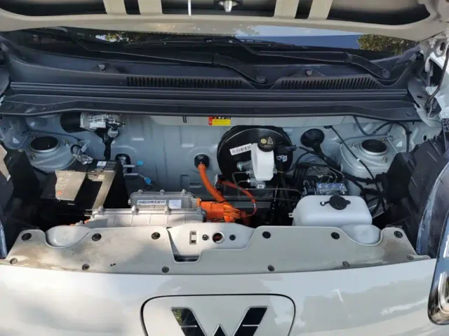 Wuling Hongguang Mini EV — Фото автомобиля 19