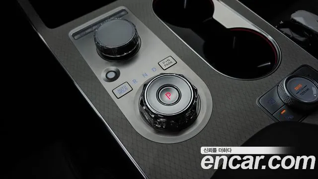 Genesis GV80 2.5T Бензин AWD — Фото автомобиля 9
