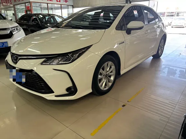 Фотография автомобиля — Toyota Corolla