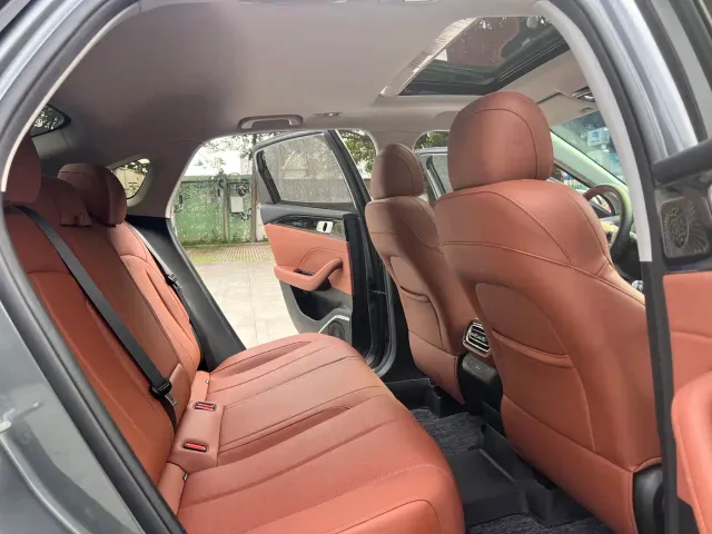 Geely Emgrand 2026 Model Fifth Generation 1.5T Explorer Edition — Фото автомобиля 8