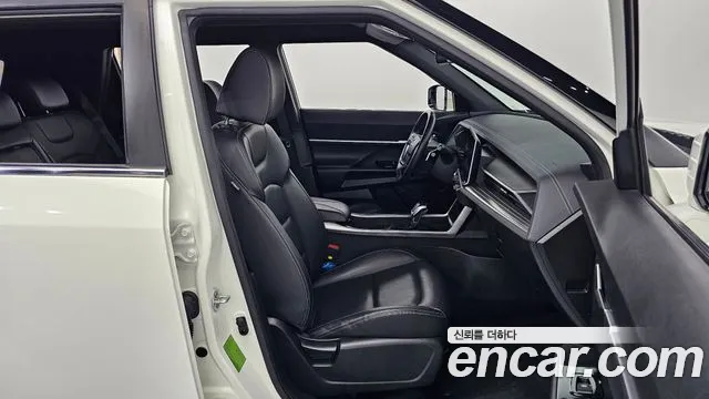 KG_Mobility_Ssangyong Torres Torres Бензин 1.5 2WD — Фото автомобиля 11