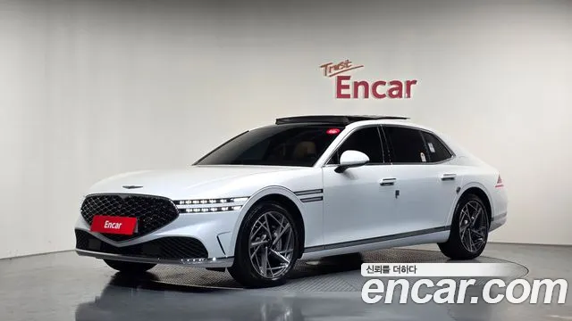 Фотография автомобиля — Genesis G90 RS4