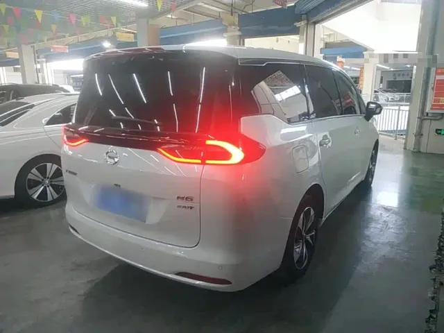 GAC Trumpchi M6 — Фото автомобиля 6