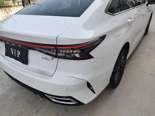 Chery Arrizo 8 — Фото автомобиля 7