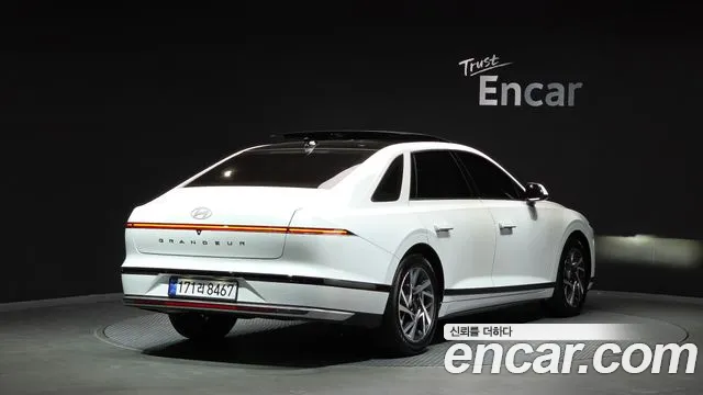 Hyundai Grandeur GN7 — Фото автомобиля 2