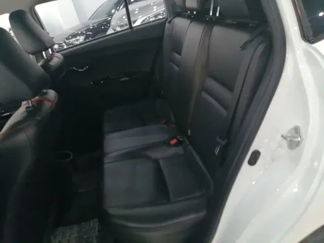 Toyota YARiS L Zhi Xuan — Фото автомобиля 16