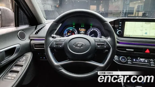 Hyundai Sonata — Фото автомобиля 14