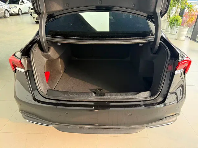 Buick LaCrosse — Фото автомобиля 15