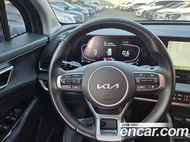 Kia Sportage Sportage 5-е поколение Бензин 1.6 турбо 2WD — Фото автомобиля 11