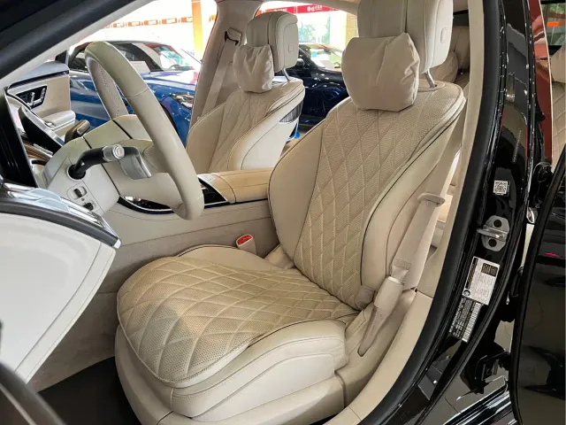 Mercedes-Benz S-Class — Фото автомобиля 11