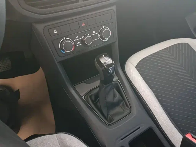 Volkswagen Tharu — Фото автомобиля 13