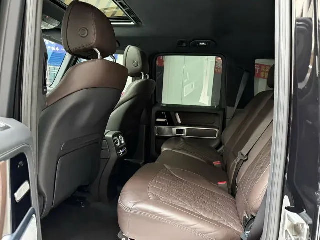 Mercedes-Benz G-Class — Фото автомобиля 6
