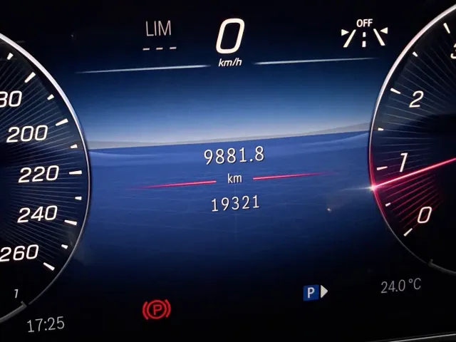 Mercedes-Benz C-Class — Фото автомобиля 5