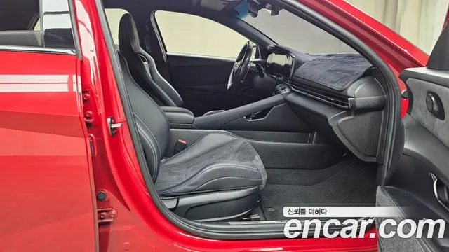 Hyundai AVANTE — Фото автомобиля 11