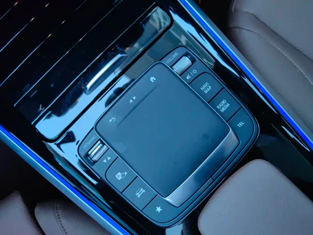 Mercedes-Benz GLB-Class — Фото автомобиля 13