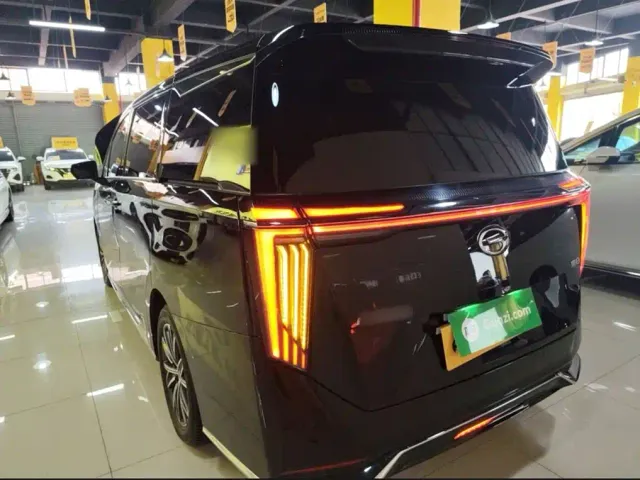 GAC Trumpchi M8 — Фото автомобиля 4