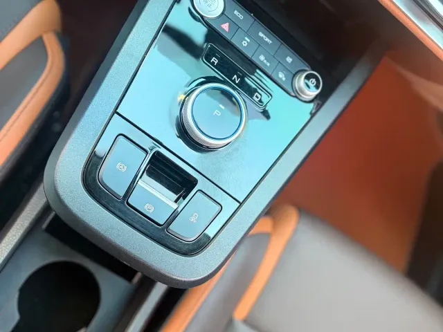 BYD e2 — Фото автомобиля 15