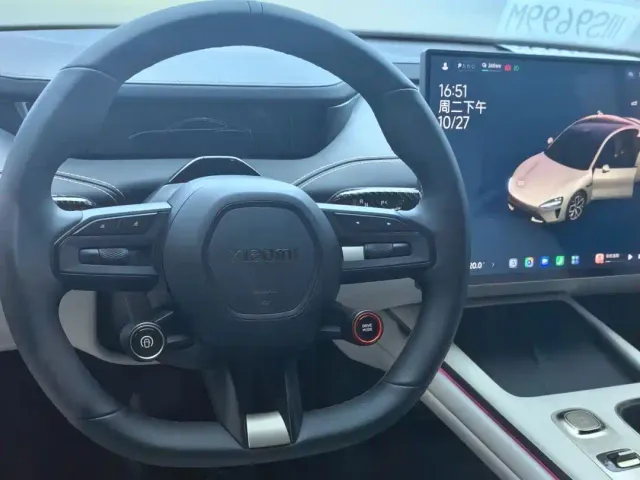 Xiaomi SU7 — Фото автомобиля 6