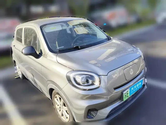 Leapmotor T03 — Фото автомобиля 3