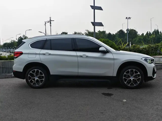 BMW X1 — Фото автомобиля 8