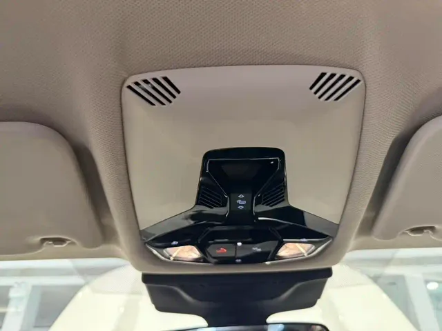 BMW X1 — Фото автомобиля 18